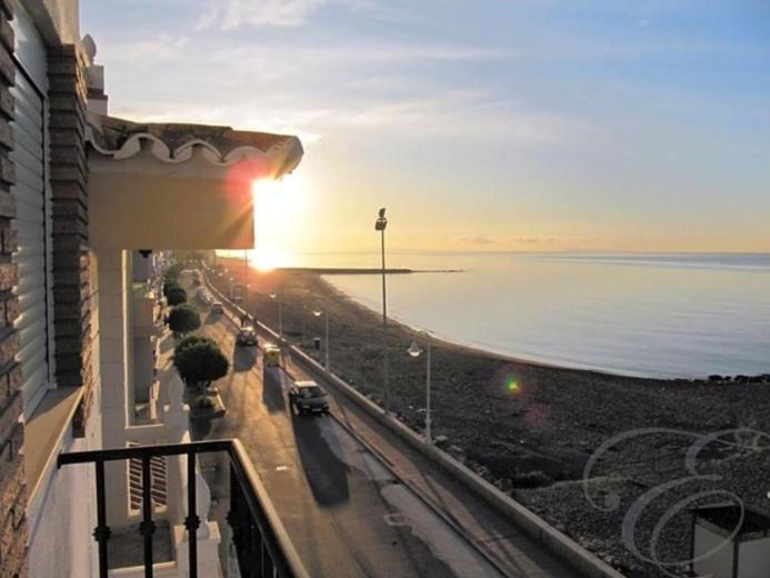 Algarrobo Costa Primera Linea De Playa Duplex Εξωτερικό φωτογραφία